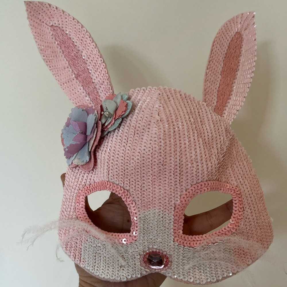 Tutu du monde bunny mask